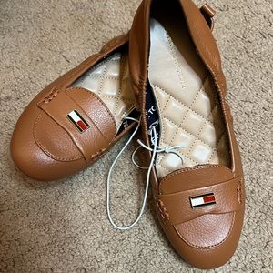 NWT Tommy Hilfiger Scrunch Ballerina Flats
